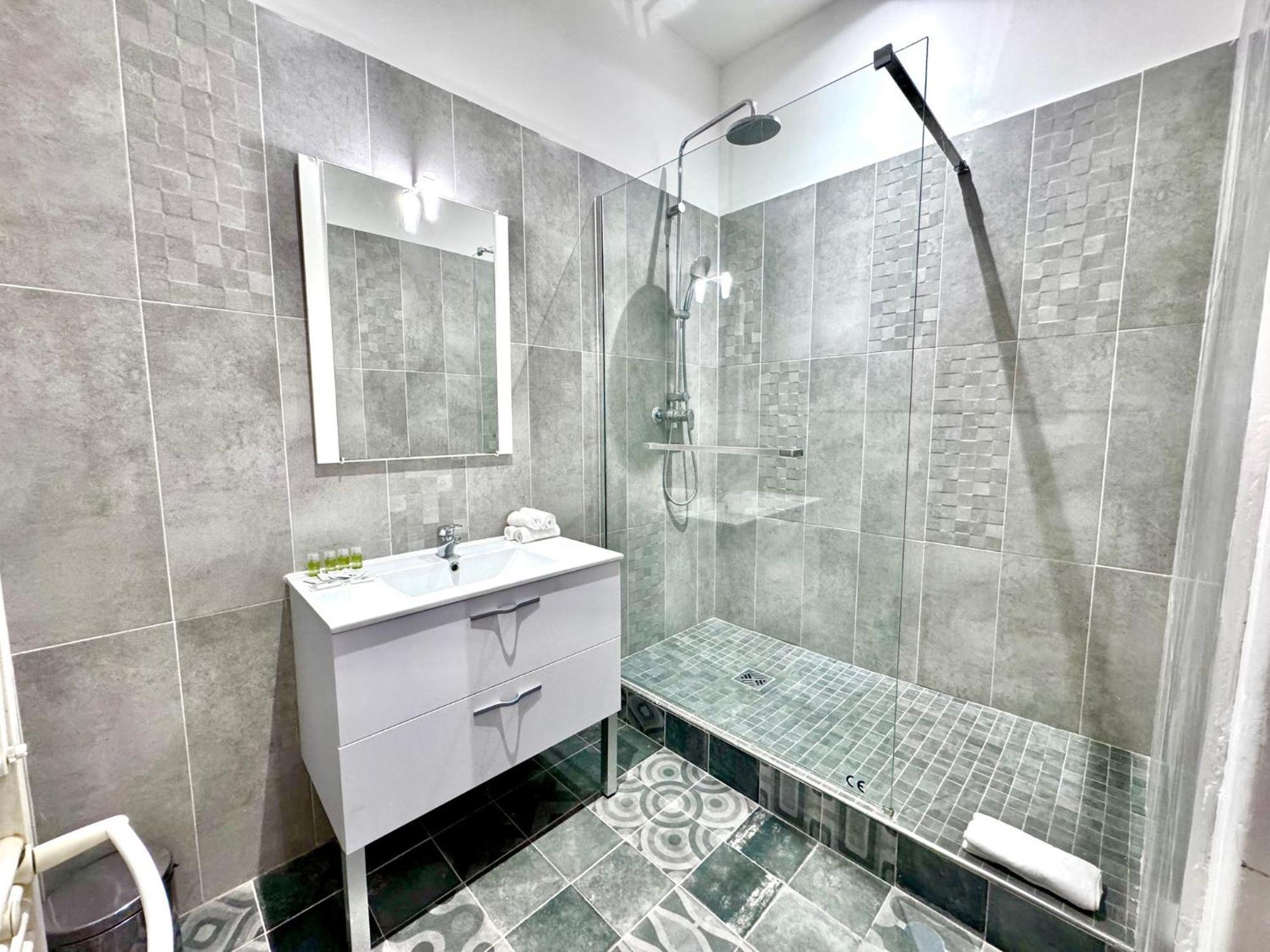 Aparthotel Riviera - Pont Vieux 2 - Old Town - Charm 2 Bedrooms Apartement Ac - 5Mn Beach Nice Exterior foto